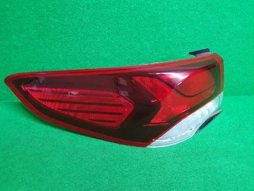 Left rear tail light assembly (combination) compatible with Hyundai LF 2020, genuine OEM replacement part 92401 C1500