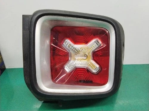Luz trasera / calavera izquierda para Jeep 2018 (conjunto de luz trasera / calavera izquierda) OEM 52115432