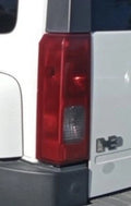 Luz trasera / calavera OEM usada para 06-10 Hummer H3 Left Driver Quarter Mounted - LEFT Driver