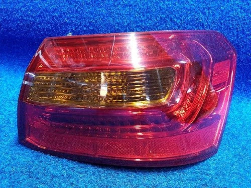 Kia Cadenza 2011, Combination Tail Light outer right, genuine OEM 924023R000