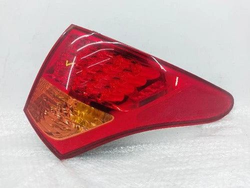 Rear combination tail light Hyundai right (passenger side) OEM 9240-3J1
