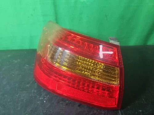 Left outer rear tail light assembly compatible with Kia Cadenza 2011, genuine OEM replacement part 92401 3R000