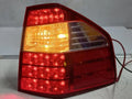 Right rear tail light assembly compatible with Kia Borrego 2014, genuine OEM replacement part 924022J101
