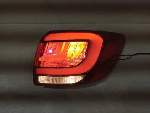 Right rear combination tail light assembly compatible with Kia Sportage 2015, genuine OEM replacement part 924023W600