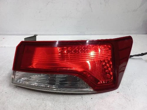 Conjunto de faro/calavera trasero exterior derecho (OEM) Kia 2011, 924021M300