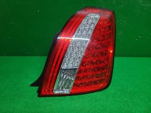 Rear combination tail light Kia Amanti 2010 (right) OEM 92402 3F800