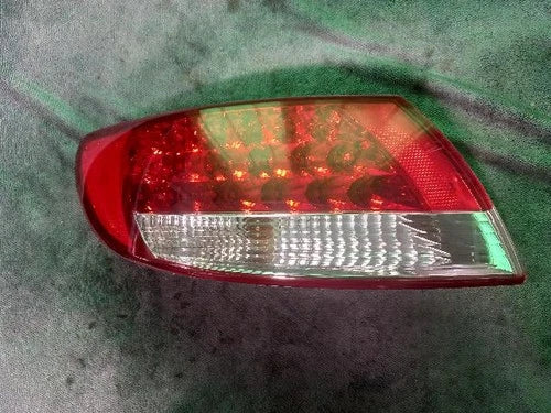 Rear combination tail light (left) compatible with Hyundai Azera 2008, genuine OEM replacement part 92401-3L0
