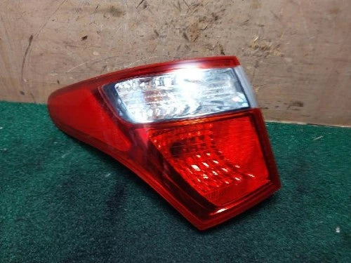 Left rear tail light assembly compatible with Hyundai Veracruz 2012, genuine OEM replacement part 924013J000