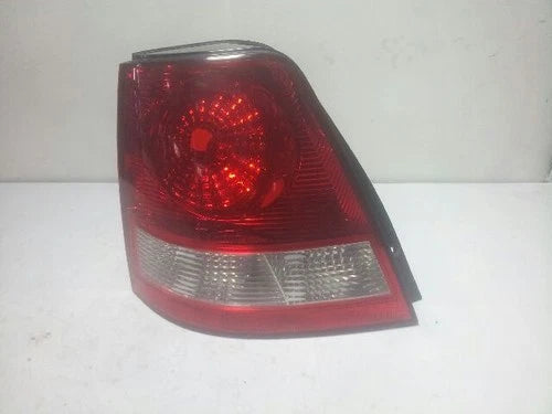 Left rear tail light assembly compatible with Kia Sorento 2003, Lh OEM 92401, 3E000