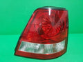 Right rear combination tail light assembly OEM 92402 3E000 compatible with Kia Sorento 2003