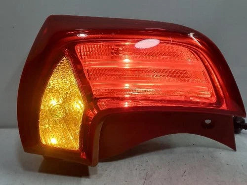 Rear combination tail light (right) compatible with Kia Picanto 2014, genuine OEM replacement part 924021Y010