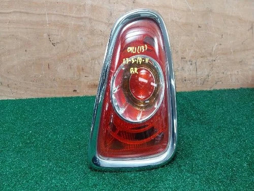 MINI 2013 Combination Tail Light (right side/passenger side) OEM 725591005