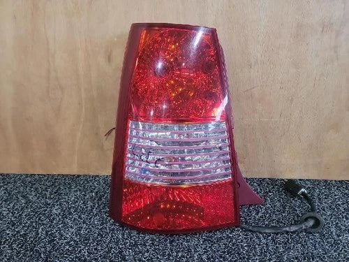 Left rear tail light assembly compatible with Kia Picanto 2007, genuine OEM replacement part 92401 07000