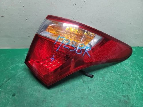 Rear combination tail light assembly outer right Hyundai OEM 92402 3J000