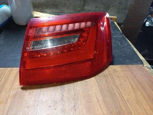 Used OEM Part - Rear tail light LED (right) compatible with Audi A6 2.0 TDI 2014 (genuine part 4G5945096A)