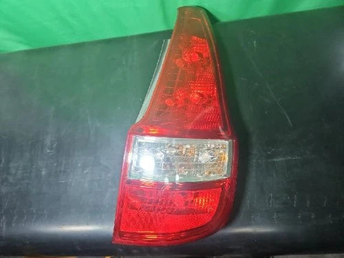 Right rear tail light assembly compatible with Hyundai i30 2010, genuine OEM replacement part 92402 2L100
