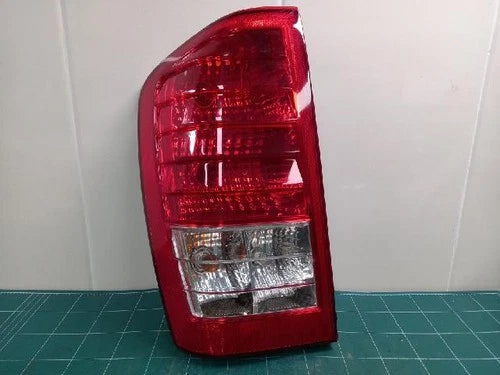 Conjunto de faro/calavera trasero izquierdo para Kia Carnival 2009, pieza original OEM 92401 4J000