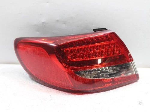 Left rear combination tail light assembly compatible with Hyundai Azera 2010, genuine OEM replacement part 92401 3L500