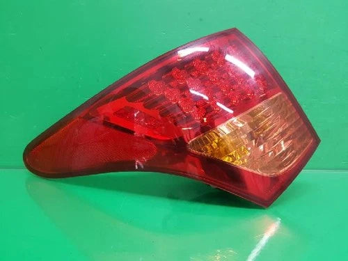 Left rear tail light assembly compatible with Hyundai Veracruz 2009, genuine OEM replacement part 92401 3J100