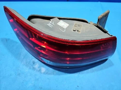 Left outer rear tail light assembly compatible with Hyundai NF 2006, genuine OEM replacement part 92401 3K400
