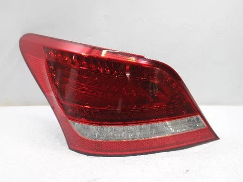 Rear combination tail light (left) compatible with Hyundai Equus 2010, OEM 92401 3N000
