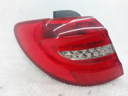 Left rear tail light assembly compatible with Mercedes Benz B200 BlueEFFICIENCY 2012, genuine OEM replacement part A2468200564