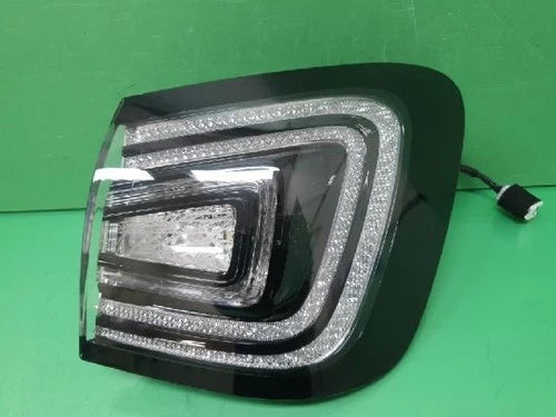 Right outer rear tail light assembly compatible with Hyundai Nexo 2020, genuine OEM replacement part 92402 M5050