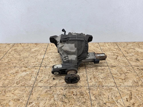 Genuine Used OEM Differential - JEEP GRAND CHEROKEE SRT 14-24 OEM 4WD REAR AXLE CARRIER RATIO 3.70 DIFFERENTIAL