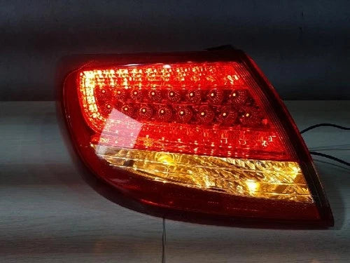 Left rear combination tail light assembly compatible with Hyundai Azera 2011, genuine OEM replacement part 92401 3L500