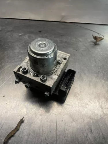 Bomba/Módulo ABS OEM usada para 2016 - 2017 Honda Accord - 2.4L