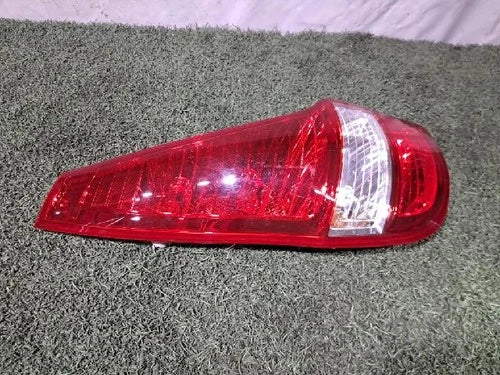 Left rear tail light assembly compatible with Hyundai i30 2009, genuine OEM replacement part 92401 2L100