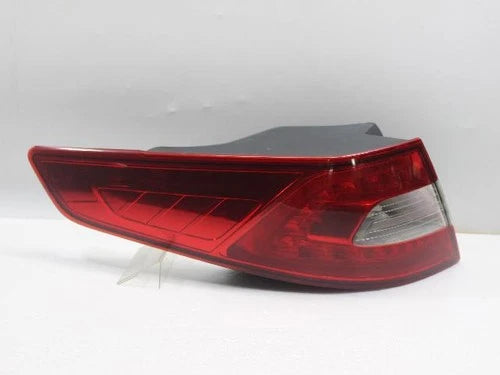 Left rear combination tail light assembly compatible with Kia K5 2011, genuine OEM replacement part 92401 2T100