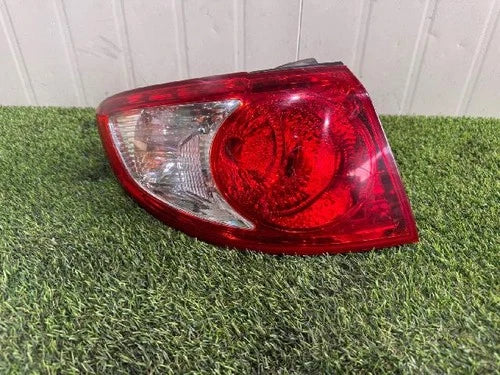 Left rear tail light assembly (OEM) compatible with Hyundai Santa Fe 2011, genuine part 924012B000