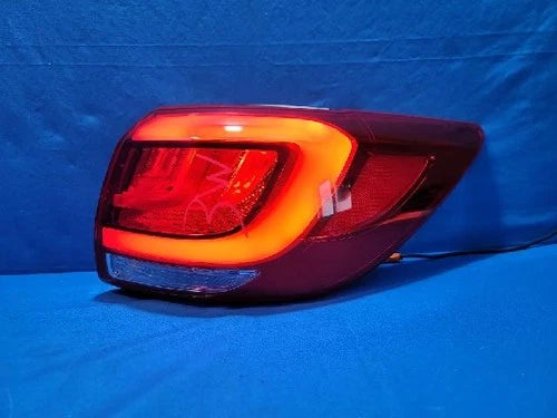 Right rear tail light assembly compatible with Kia Sportage 2014, genuine OEM replacement part 92402-3W600