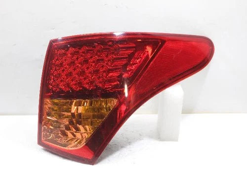 Right outer rear tail light assembly compatible with Hyundai Veracruz 2007, OEM 92402 3J100