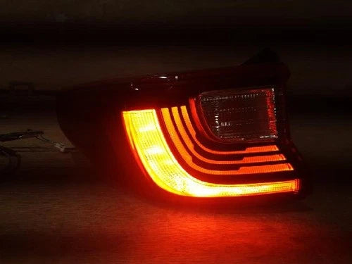 Left rear tail light assembly compatible with Kia Stonic 2019, genuine OEM replacement part 92401-H8500