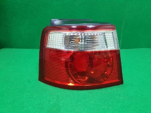 Left rear tail light assembly compatible with Kia Carens 2005, genuine OEM replacement part 0K2M2 51160B