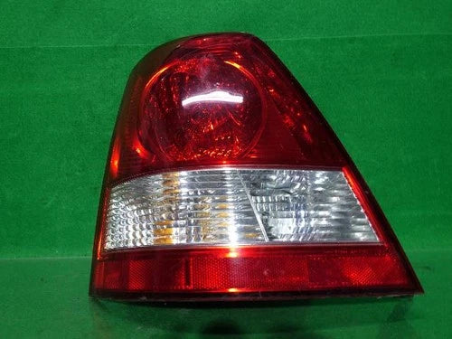 Left rear tail light assembly compatible with Kia Sorento 2006, genuine OEM replacement part 92401 3E000