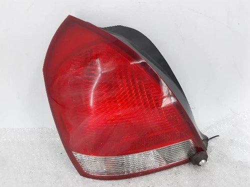 Left rear tail light assembly compatible with Hyundai Elantra 2002, genuine OEM replacement part 92401 2D000