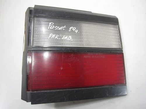 Rear tail light of the liftgate rear of the Volkswagen PASSAT B3 1990, part number 333945108 MRS14091