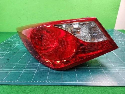 Left rear tail light assembly (OEM) compatible with Hyundai YF LPI 2012, part number 92401 3S010