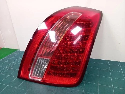 Right rear combination tail light assembly compatible with Kia GH330 2007, genuine OEM replacement part 92402 3F500
