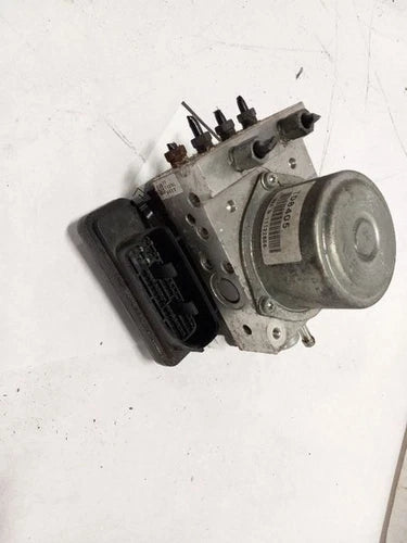 Bomba/Módulo ABS OEM usada - ABS ANTI-LOCK BRAKE PUMP AWD Nissan Rogue 2011 11