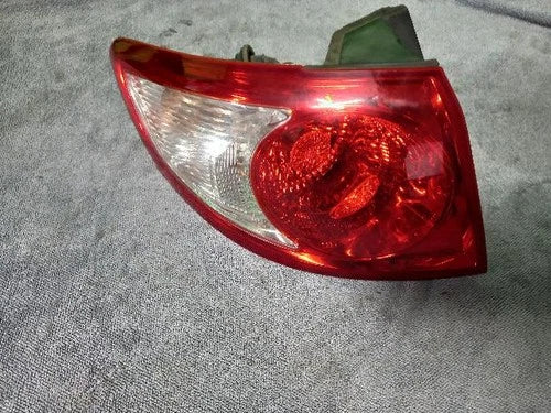 Left rear tail light (driver side) for Hyundai Santa Fe 2007, genuine OEM replacement part 924012B000