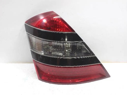 Used OEM Part - Rear tail light left (OEM A2218200164) compatible with Mercedes Benz S550 2007