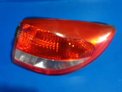 Conjunto de faro/calavera trasero derecho combinado para Kia 2003, pieza original OEM 92402FD000