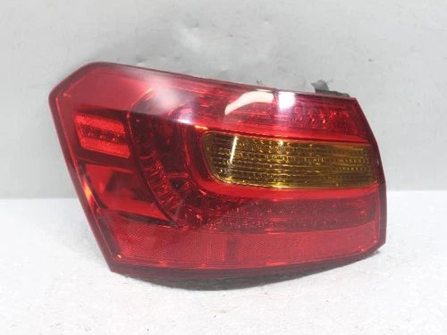 Left rear tail light assembly compatible with Kia Cadenza 2011, genuine OEM replacement part 924013R0