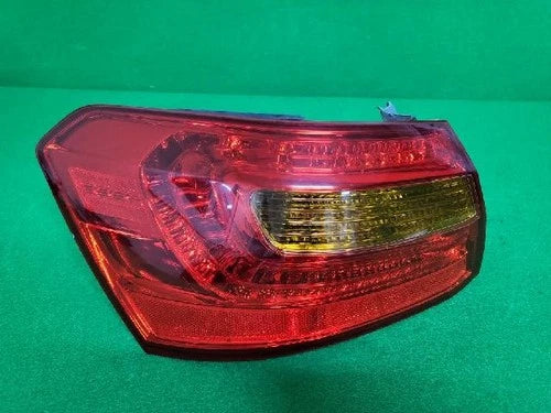 Left rear tail light assembly compatible with Kia Cadenza 2012, genuine OEM replacement part 92401 3R000