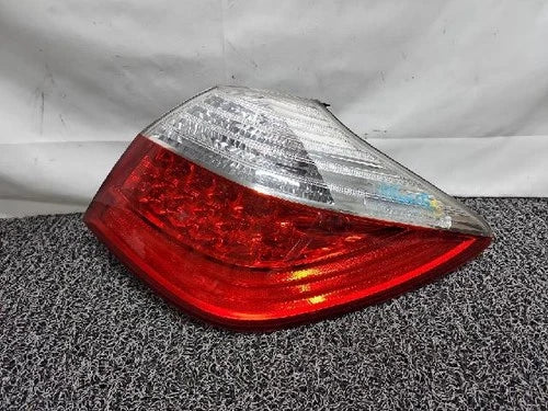 Right rear tail light assembly Hyundai Genesis 2008, RH OEM 92402, 3M000