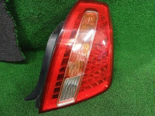 Right rear combination tail light assembly Kia Amanti 2009 OEM 92402 3F500